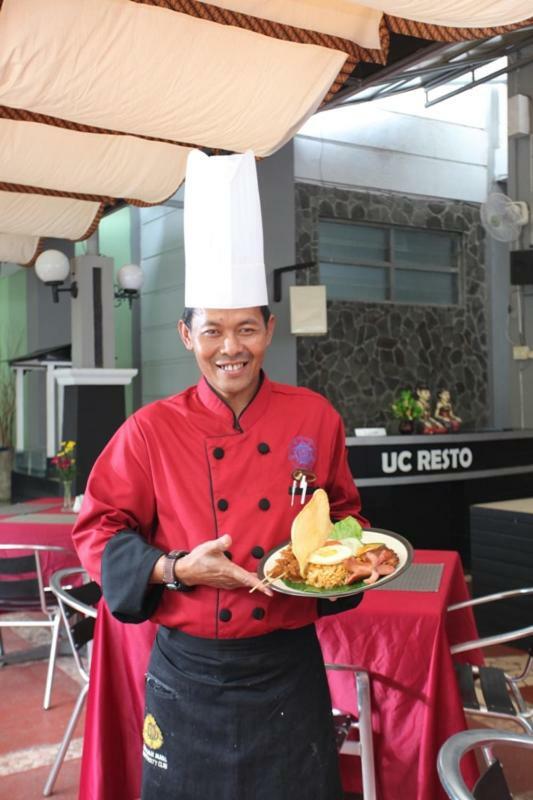 University Club Kejayan 外观 照片