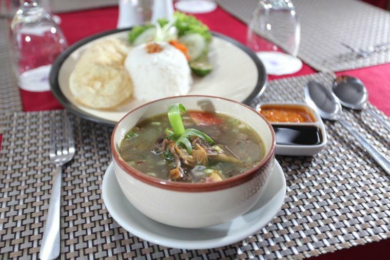 University Club Kejayan 外观 照片